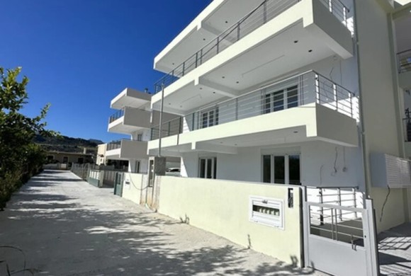 Apartment for sale in Peloponnese