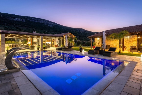 Villa for sale in Peloponnese