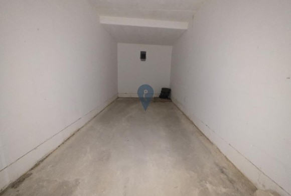 Garage / Parking Space for sale in Bugibba
