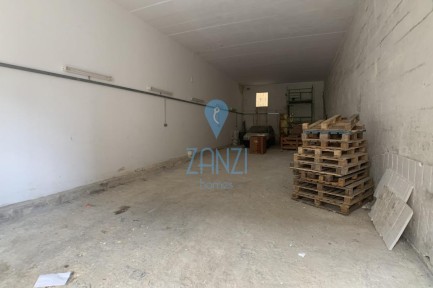 Commercial property for sale in 