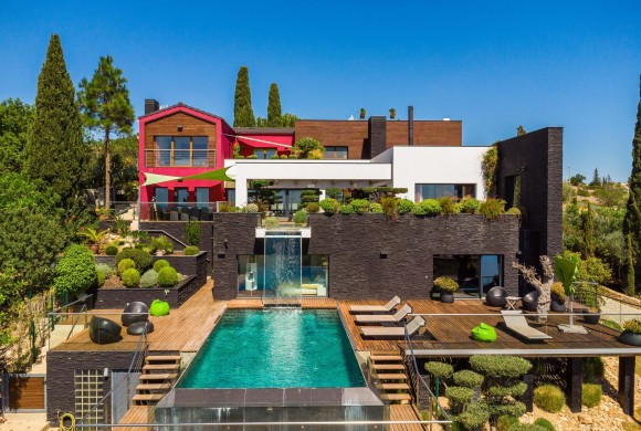 Villa for sale in Central algarve