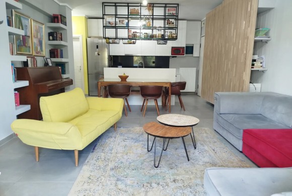 Apartment for sale in Suburbs