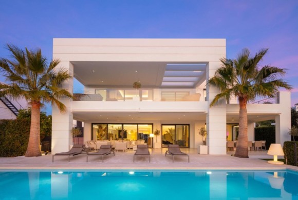 Villa for sale in Malaga