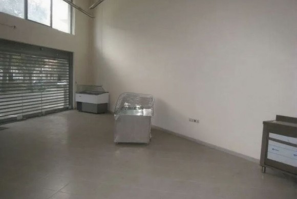 Commercial property for sale in Suburbs