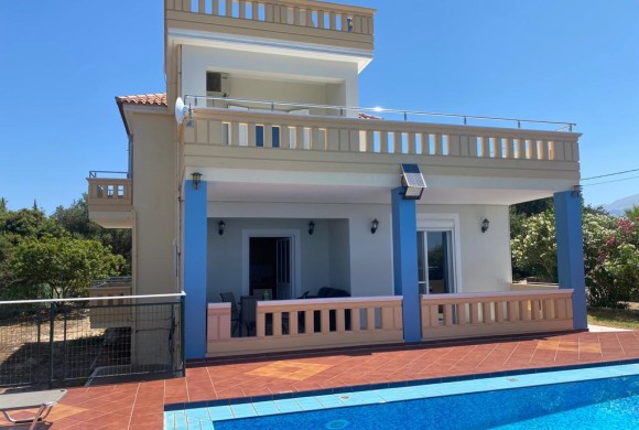 Villa for sale in Chania Prefecture