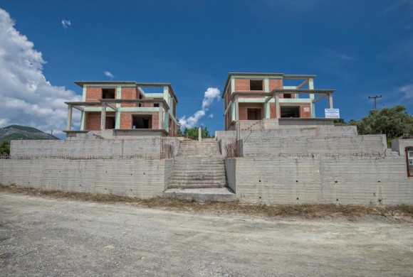 Townhouse for sale in Evia