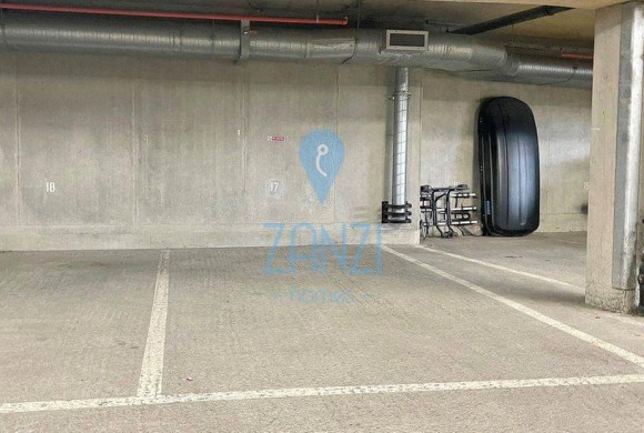 Garage / Parking Space for sale in St. Julians