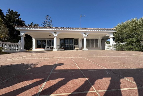 Villa for sale in Malaga
