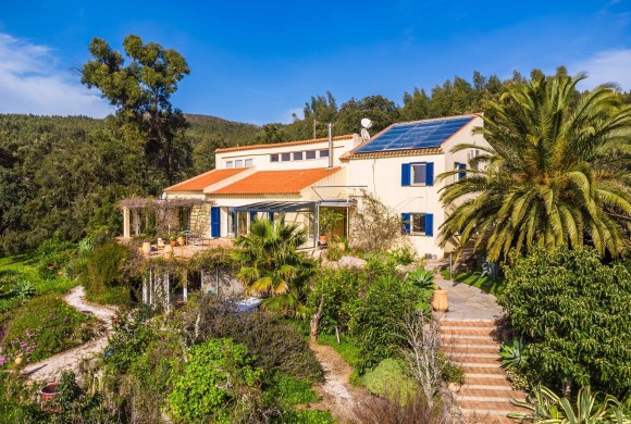 Villa for sale in West algarve