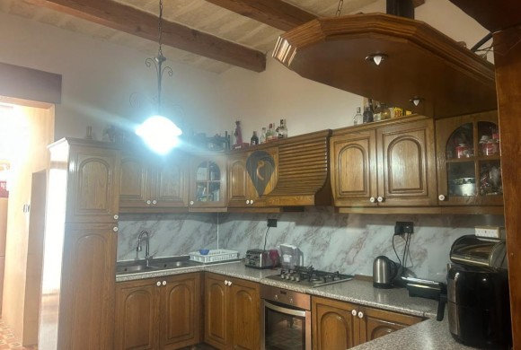 Townhouse for sale in Paola