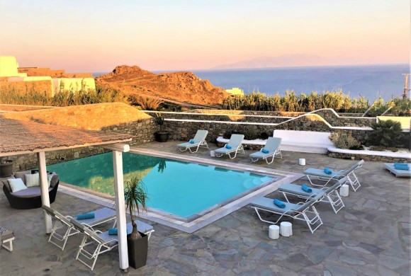 Villa for sale in Cyclades