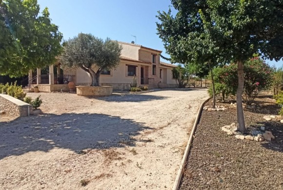 Villa for sale in Murcia