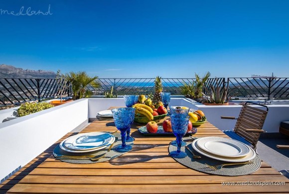 Villa for sale in Alicante