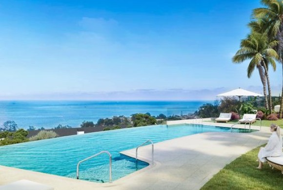 Town house for sale in Malaga