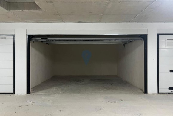 Garage / Parking Space for sale in Qrendi