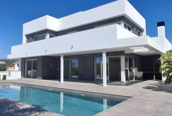 Villa for sale in Alicante