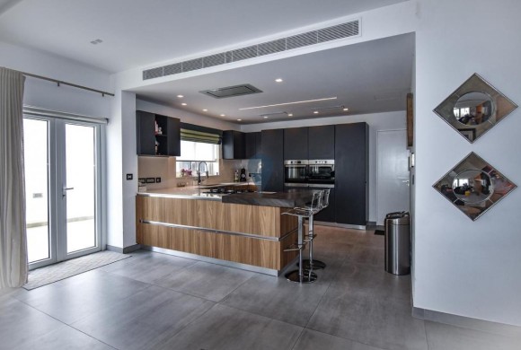 Bungalow for sale in Qawra
