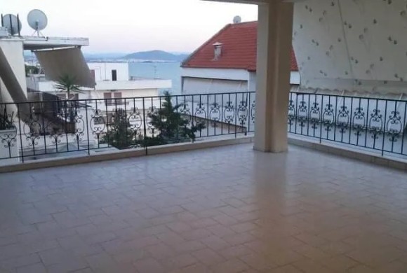 Apartment for sale in Evia