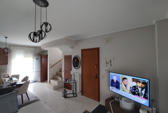 House for sale in Suburbs