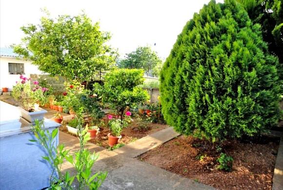 House for sale in West