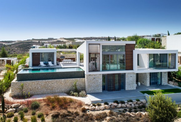 Villa for sale in Tsada