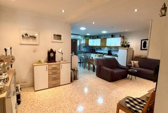 Townhouse for sale in Mosta