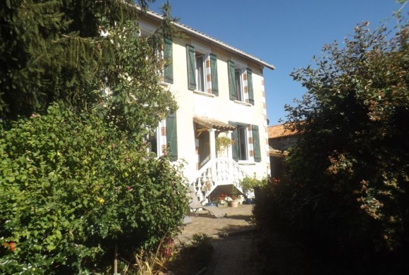 Villa for sale in Poitou-Charentes 