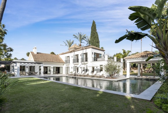 Villa for sale in Marbella