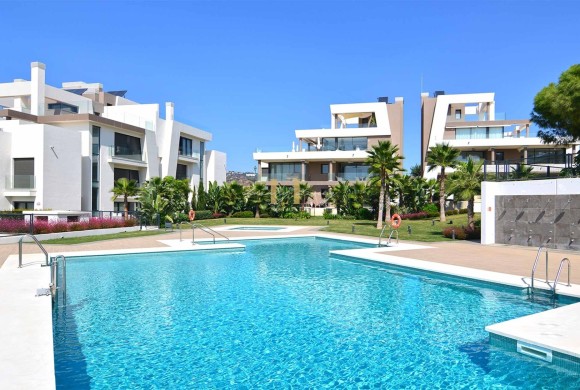 Villa for sale in Cabopino