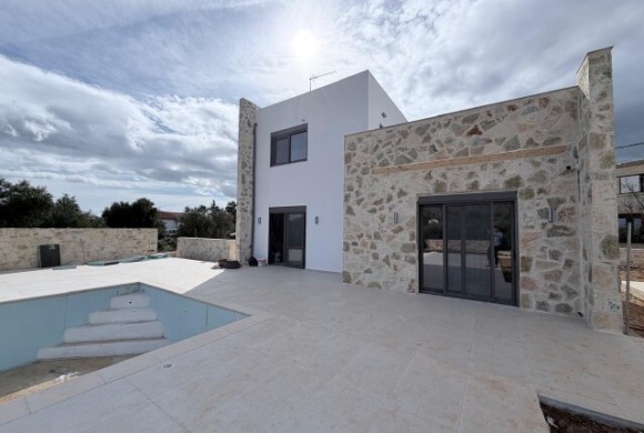 Villa for sale in Chania Prefecture