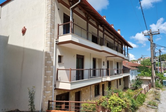 Townhouse for sale in Suburbs