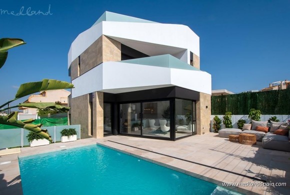 Villa for sale in Alicante