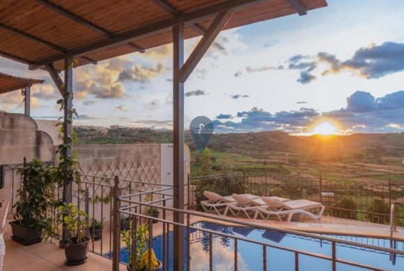 Country house for sale in Xaghra