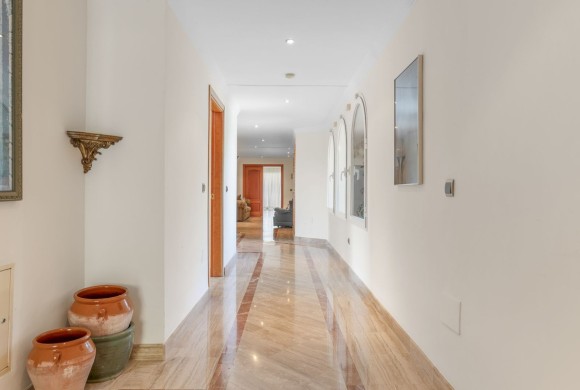 Villa for sale in Malaga
