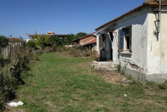Land for sale in Pieria Prefecture
