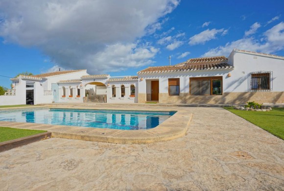 Villa for sale in Javea