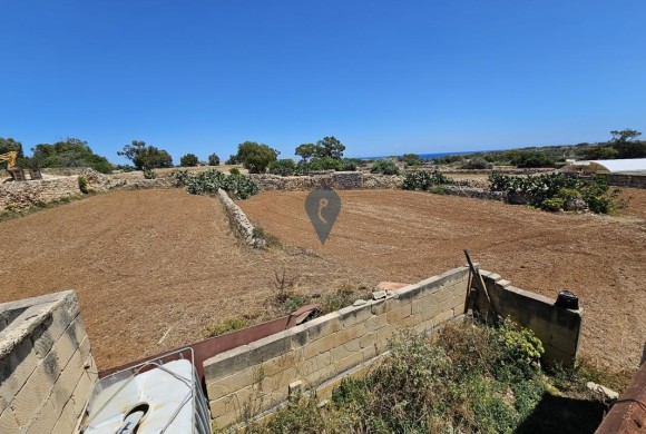 Country house for sale in Zejtun