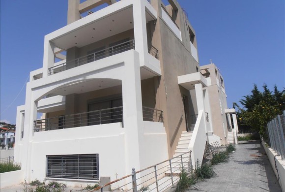 Townhouse for sale in West