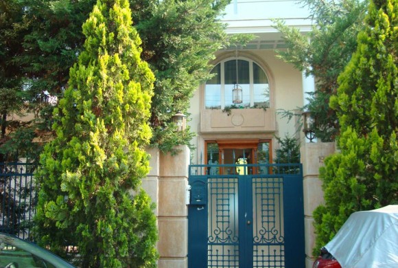 Villa for sale in West