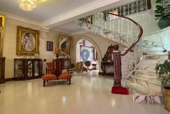 Townhouse for sale in Tarxien