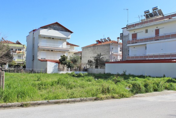 Land for sale in Pieria Prefecture