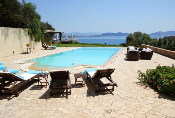 Villa for sale in Peloponnese