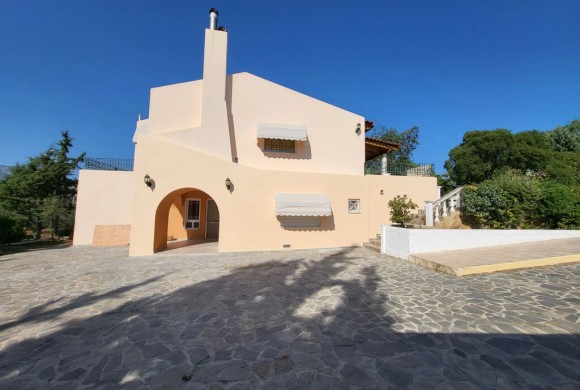 House for sale in Peloponnese