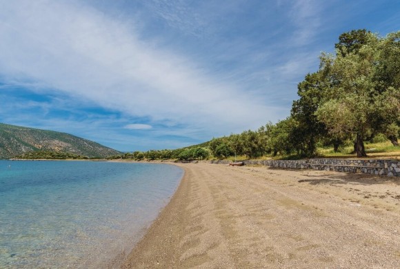 Land for sale in Evia