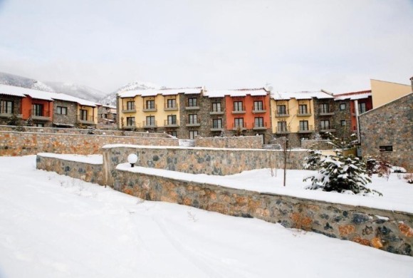Hotel for sale in Pella
