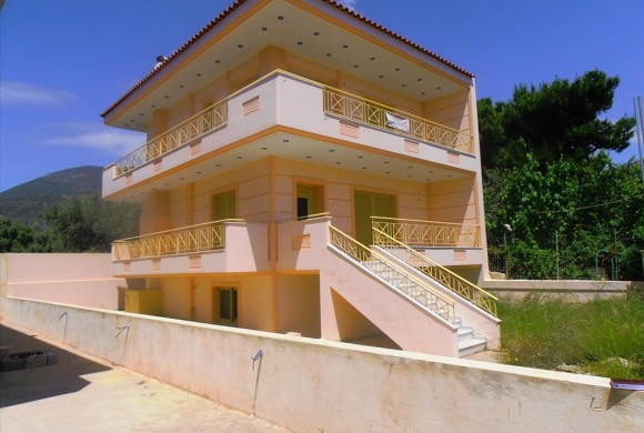 Townhouse for sale in Rest of Attica