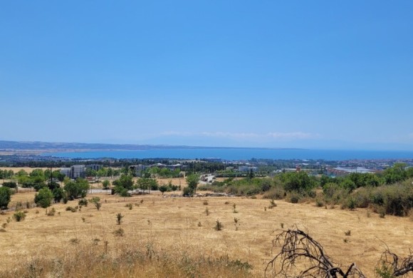 Land for sale in Suburbs