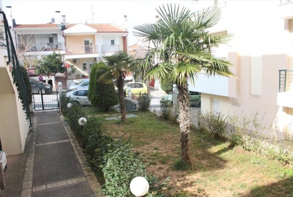 Townhouse for sale in Suburbs