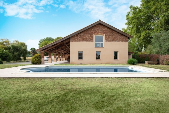 Villa for sale in Midi-Pyrénées
