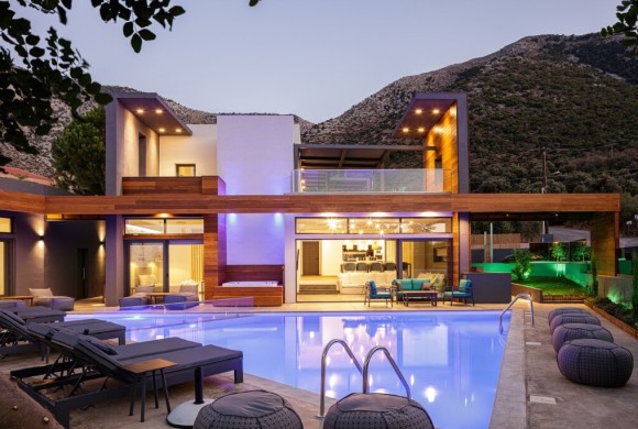 Villa for sale in Rethymno Prefecture